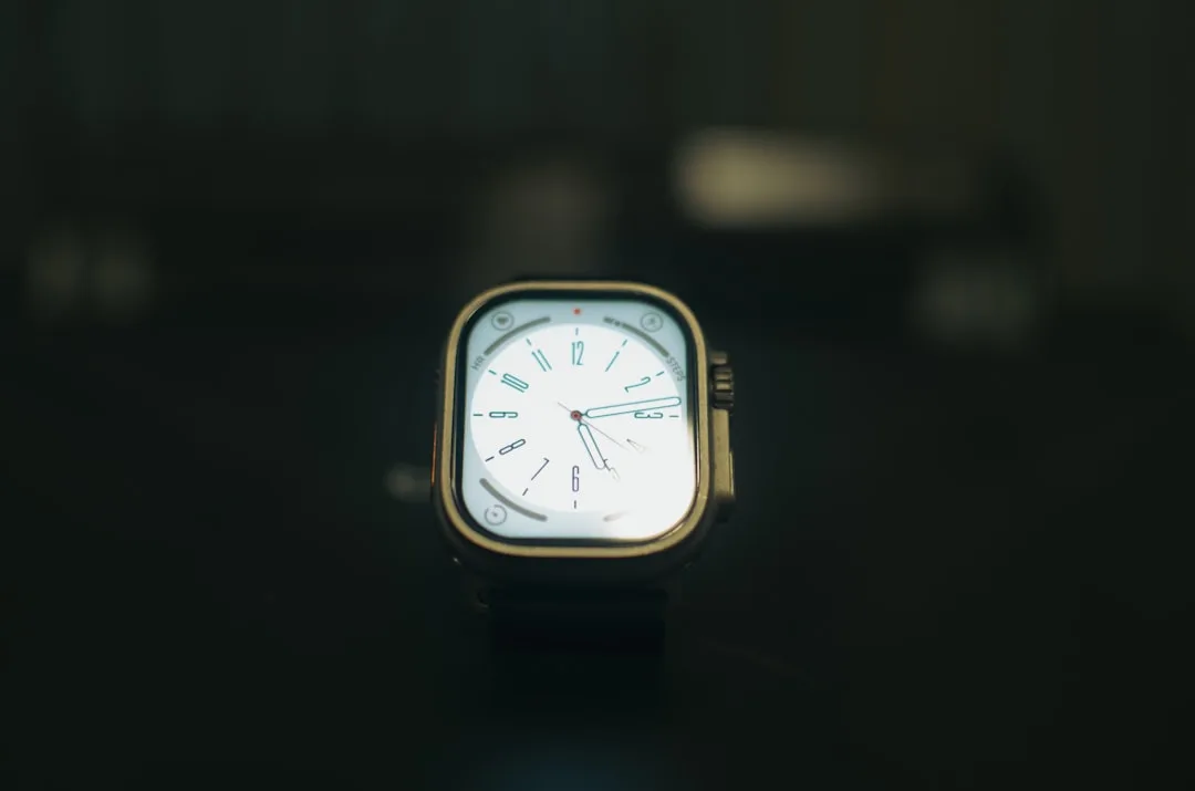 Garmin Forerunner Apple Watch SE 비교